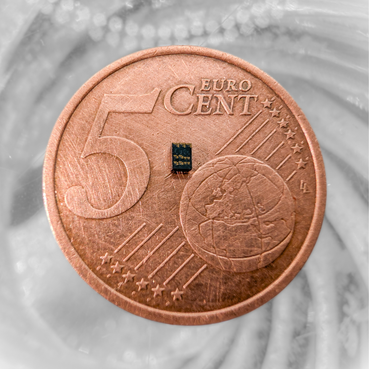 Polariton Demonstrates 448G/lane Eye Diagrams at 1310 nm with PAM4 Modulation