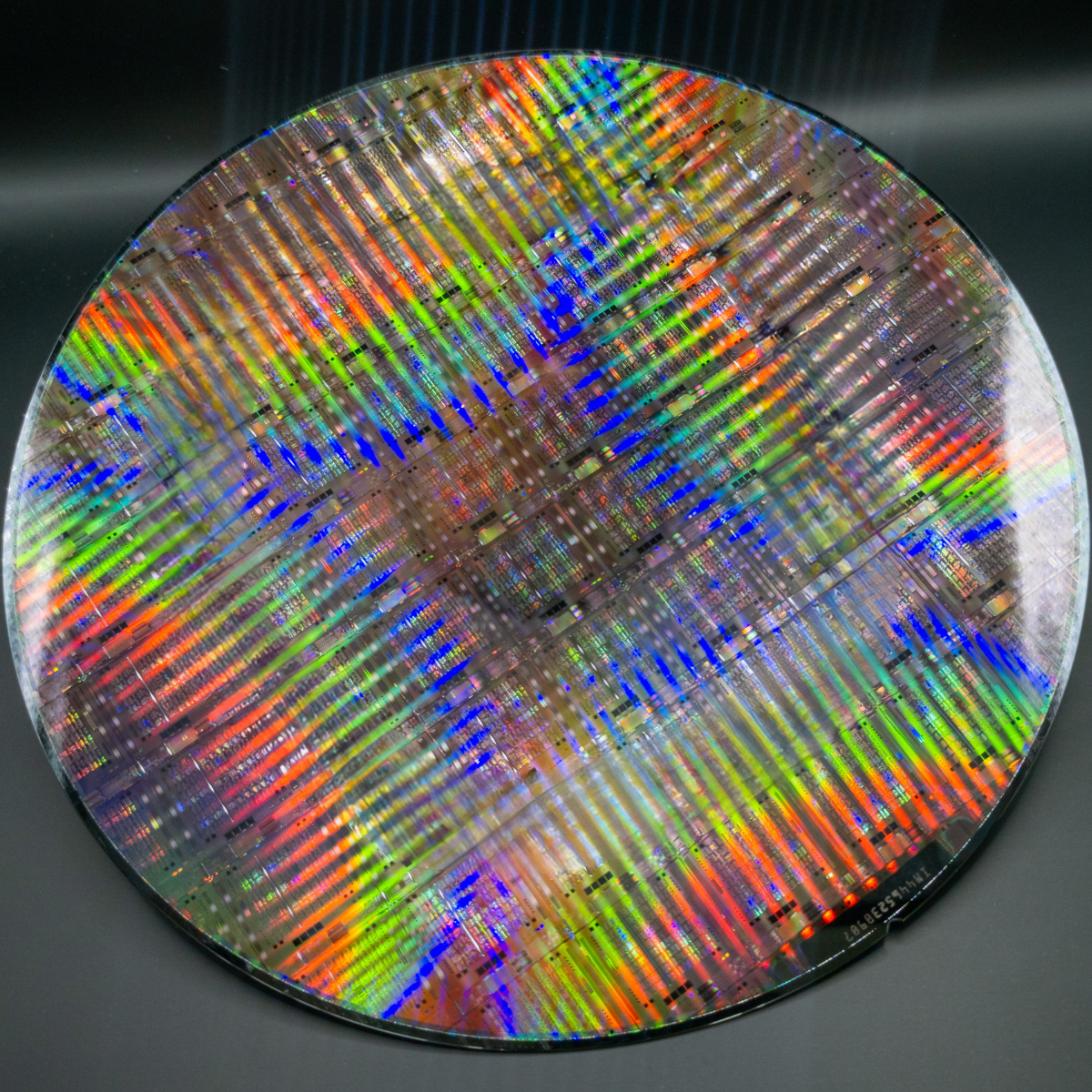 Press release Polariton Implements Plasmonic Modulators on 200 mm Silicon Photonics, Reaching 110 GHz Electro-optic Bandwidth